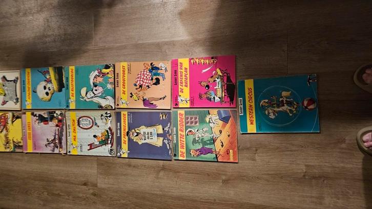 Vooverzamelaars 11x Lucky Luke oa Ma Dalton , surfen, kuifje, Boeken, Stripboeken, Gelezen, Meerdere stripboeken, Ophalen of Verzenden