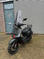 Vespa Sprint 50 i-get E5 Carbon 8894Km Snor, Fietsen en Brommers, Ophalen of Verzenden, Zo goed als nieuw, Benzine, Vespa