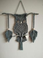 Handgemaakte macramé uil met veren. Sisters Forever., Ophalen of Verzenden, Nieuw