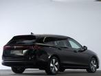 Volkswagen Passat Variant 1.5 204 PK eHybrid Business | LED, Adaptive Cruise Control, 4 cilinders, 150 min, Passat