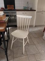 Houten witte stoel met spijlen, Huis en Inrichting, Stoelen, Ophalen, Gebruikt, Wit, Scandinavisch