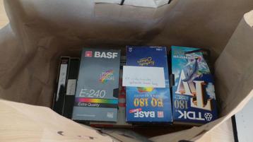 24 videobanden, VHS, gebruikt, leeg gemaakt: € 5,00