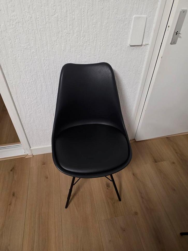 4xKLARUP eetkamerstoel kunstleer/zwart-apart of compleetset, Huis en Inrichting, Stoelen, Vijf, Zes of meer stoelen, Zwart, Ophalen of Verzenden