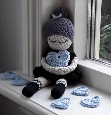 Popje (handmade gehaakt) nieuw  beschikbaar voor biedingen