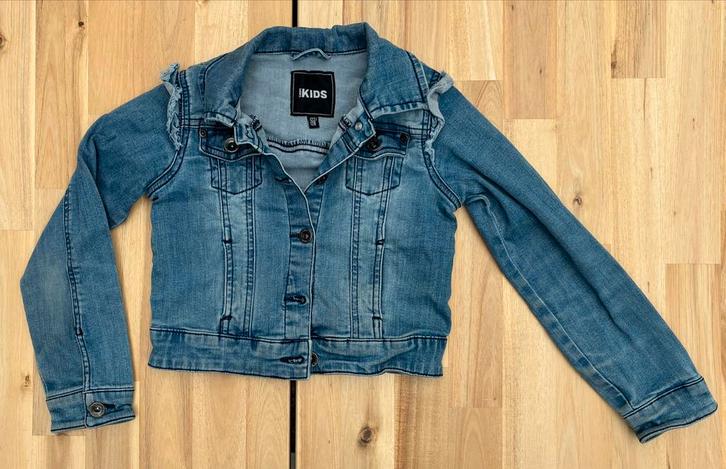 Spijkerjasje Meisje Maat 122/128, Kinderen en Baby's, Kinderkleding | Overige, Gebruikt, Meisje, Ophalen of Verzenden