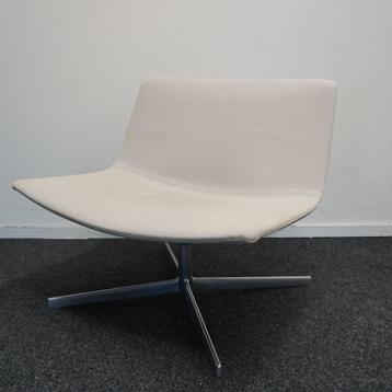 Arper Catifa 80 Design Fauteuils | Beige | Draaibaar | Stoel beschikbaar voor biedingen