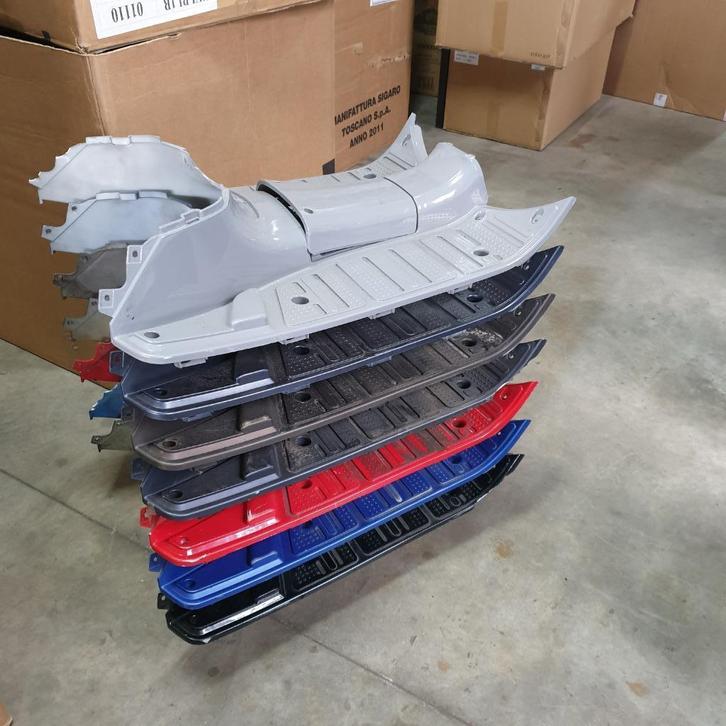 Treeplank BTC riva scooter modellen , div kleuren agm vx50, Fietsen en Brommers, Brommeronderdelen | Scooters, Gebruikt, Overige merken