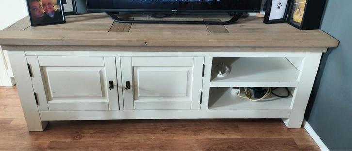 Acaciahout tv meubel, Huis en Inrichting, Kasten | Televisiemeubels, Gebruikt, Minder dan 100 cm, 150 tot 200 cm, 25 tot 50 cm