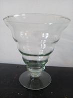Vintage Art Deco model geribbelde voetvaas, Ophalen of Verzenden
