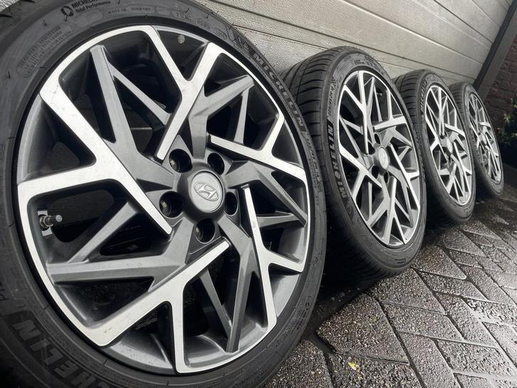 18 inch Hyundai Kona IX20 Elentra i30 velgen Michelin banden, Auto-onderdelen, Banden en Velgen, Banden en Velgen, Zomerbanden