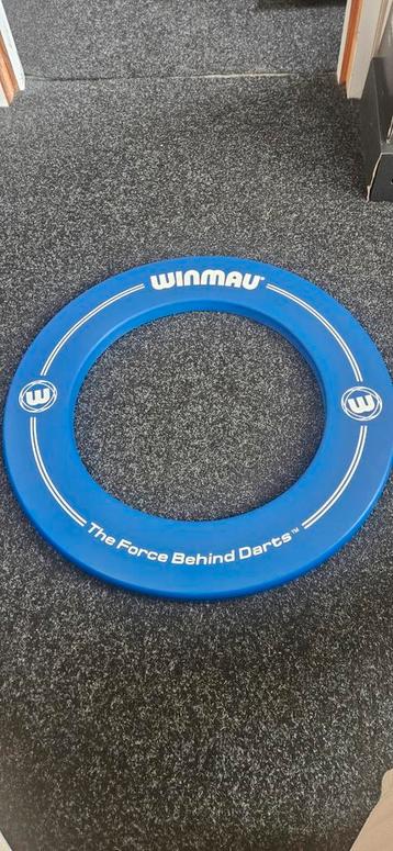 Winmau surround beschikbaar voor biedingen