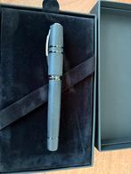Visconti Homo Sapiens Dark Age Oversized Vulpen EF nib, Ophalen of Verzenden, Zo goed als nieuw, Vulpen, Overige merken