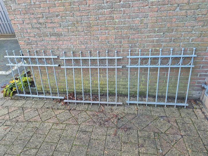 Gegalvaniseerd sierhekwetk, Tuin en Terras, Tuinhekken en Hekwerk, Zo goed als nieuw, Spijlenhekwerk, IJzer, Ophalen