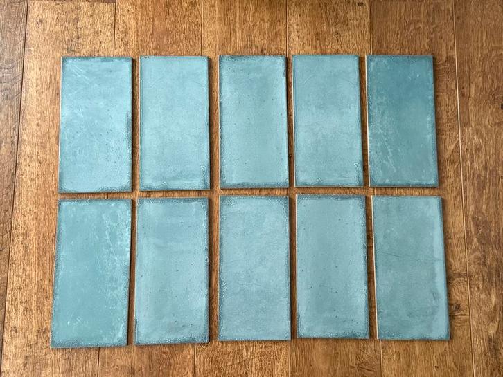 42 blauw-grijze wandtegels 15x30cm, Doe-het-zelf en Verbouw, Tegels, Nieuw, Wandtegels, Keramiek, 20 tot 40 cm, Minder dan 20 cm