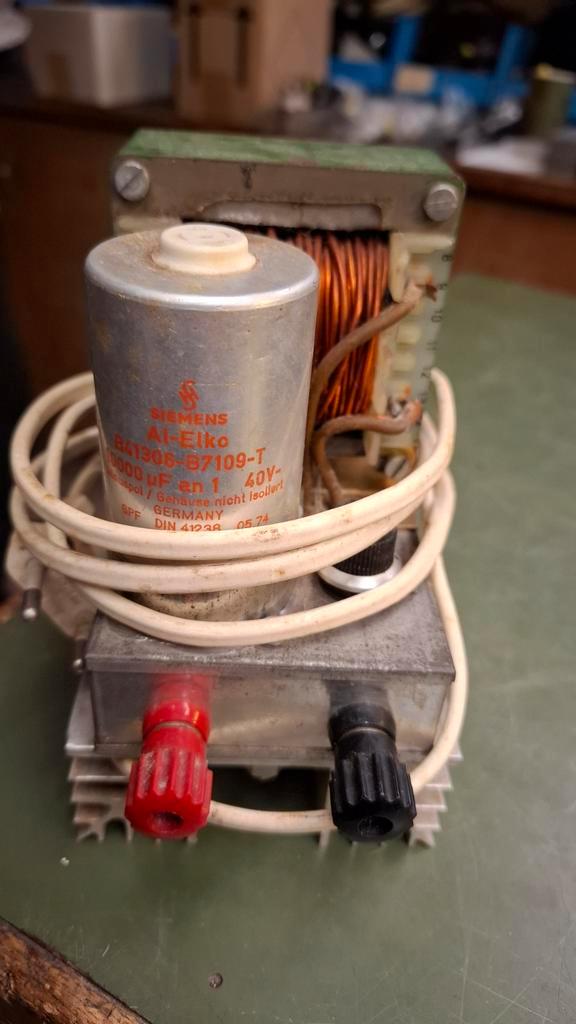 Voeding 6-16V - Transformator & Condensator, Hobby en Vrije tijd, Elektronica-componenten, Ophalen of Verzenden