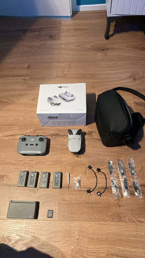 Complete DJI Mini 2 Fly more combo, Audio, Tv en Foto, Drones, Zo goed als nieuw, Drone met camera, Ophalen of Verzenden