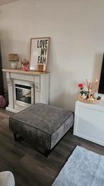 Grote grijze poef van Lumz., Ophalen, Zo goed als nieuw, Vierkant