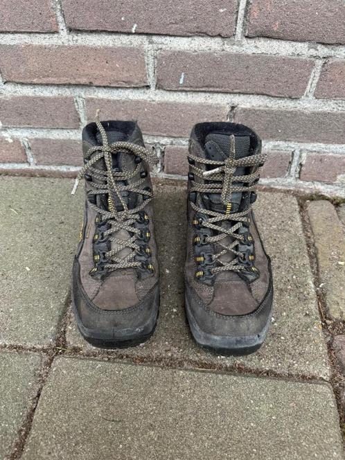 Fijn zittende Lowa wandelschoenen (maat 39), Sport en Fitness, Bergsport en Wandelen, Gebruikt, Schoenen, Ophalen of Verzenden