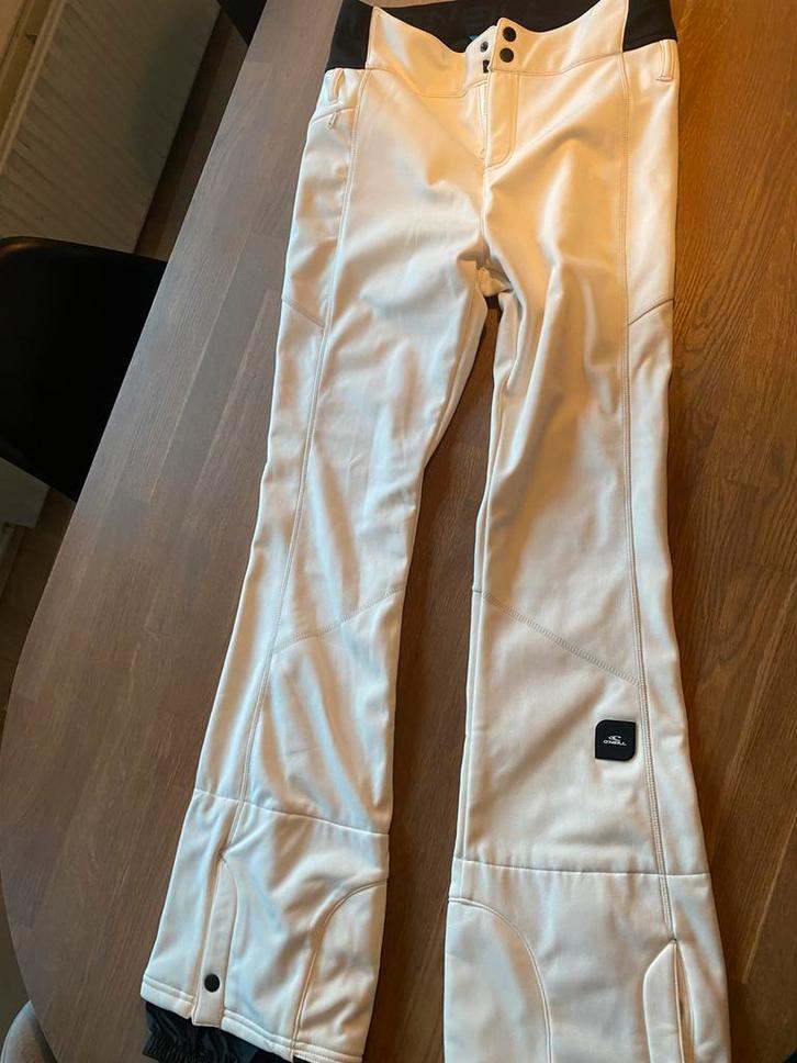 Oneill ski broek meisje maat 176 zgan, Kinderen en Baby's, Kinderkleding | Maat 176, Zo goed als nieuw, Meisje, Broek, Ophalen of Verzenden