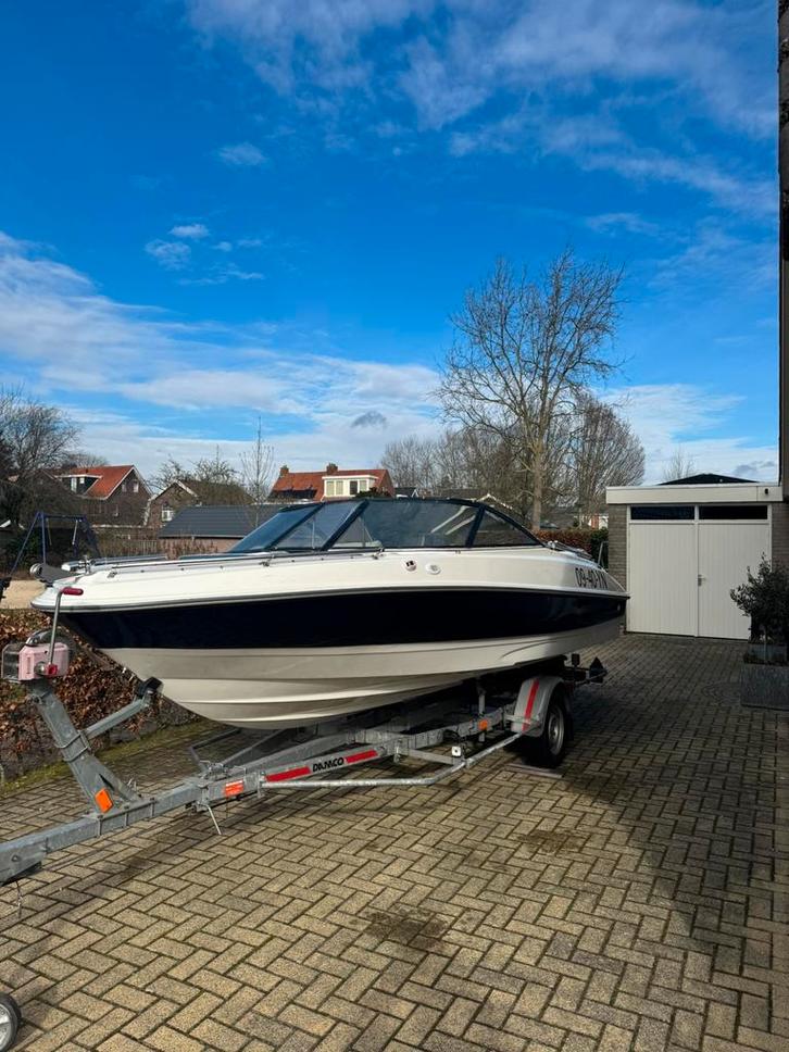 Speedboot 2010 90pk damco trailer, Watersport en Boten, Speedboten, Gebruikt, 3 tot 6 meter, Benzine, 70 tot 120 pk, Polyester