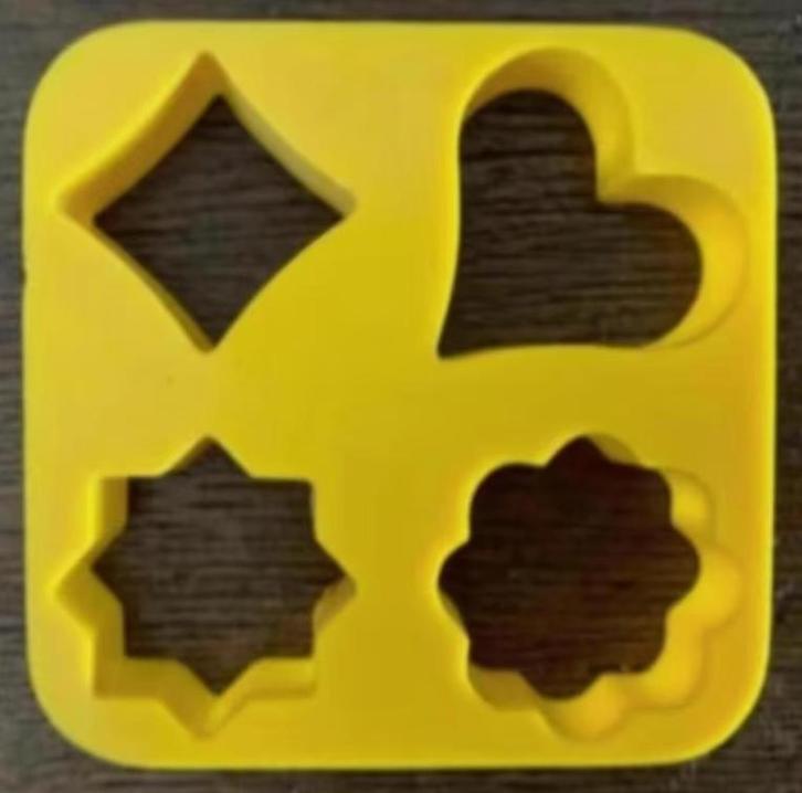 Verschillende uitsteekvormpjes, koekvormpjes, koek vormen, Huis en Inrichting, Keuken | Keukenbenodigdheden, Zo goed als nieuw