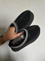 UGG Tazz maat 39, Kleding | Dames, Schoenen, Ophalen, Zo goed als nieuw, Sneakers of Gympen