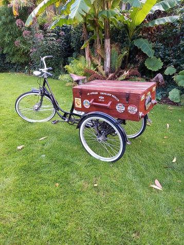 Bakfiets  beschikbaar voor biedingen