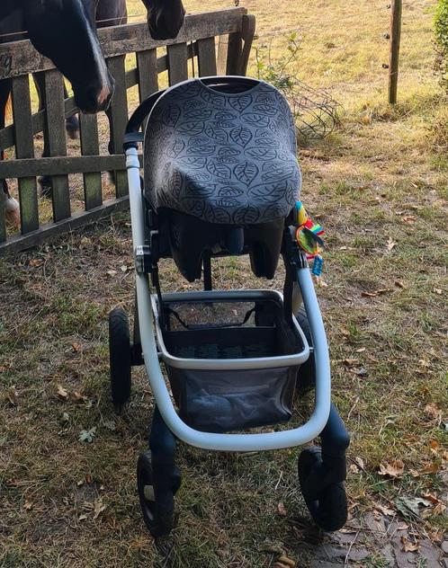 Nuna IVVI complete kinderwagen, Kinderen en Baby's, Kinderwagens en Combinaties, Gebruikt, Kinderwagen, Overige merken, Verstelbare duwstang