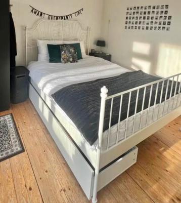 IKEA Leirvik Bed 160x200 - afbeelding 2