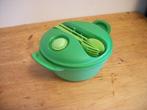 Tupperware ( Salade/ Pasta ) Bakje met Bestek ( groen ), Ophalen of Verzenden, Gebruikt, Groen, Bak of Kom