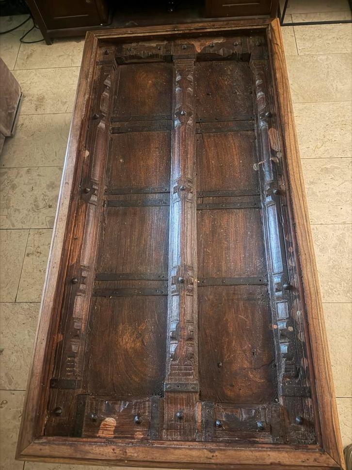 Indonesische salontafel - Robuust en uniek, Antiek en Kunst, Antiek | Meubels | Tafels, Ophalen