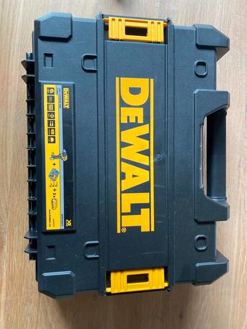DeWalt Opbergkoffer - Nieuwstaat beschikbaar voor biedingen