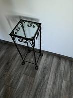 Standaard hoektafel met glazen blad, Huis en Inrichting, Tafels | Bijzettafels, Minder dan 55 cm, Gebruikt, Klassiek, Vierkant