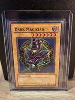 Yu-Gi-Oh! Dark Magician – 1st Edition (SYE-001), Ophalen of Verzenden, Gebruikt, Losse kaart