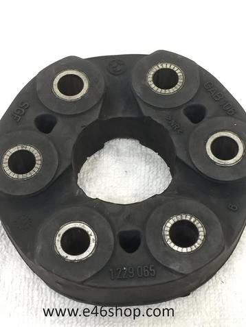 Hardeyschijf cardan as BWM  e45 e34 e39 e32 e38 e31 z8 oe 26 beschikbaar voor biedingen