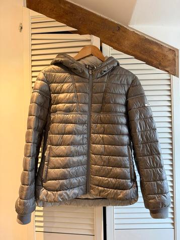 Casual Identity Donsjas - Maat S beschikbaar voor biedingen