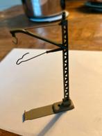 Märklin bovenleidingmast met geschroefde voet, 7009, Wisselstroom, Gebruikt, Overige typen, Ophalen of Verzenden