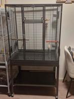 Zeer goede papegaaienkooi, Dieren en Toebehoren, Vogels | Hokken en Kooien, Ophalen, Zo goed als nieuw, Metaal, Vogelkooi