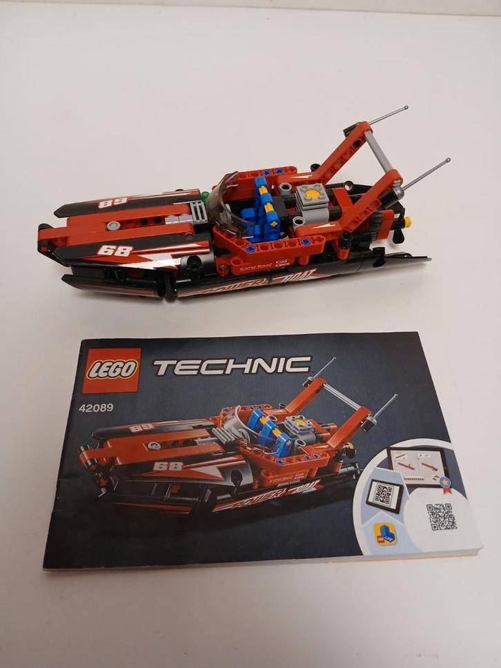 Lego 42089 technic power boat, Kinderen en Baby's, Speelgoed | Duplo en Lego, Ophalen of Verzenden