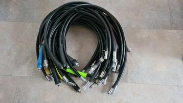 Diverse inflatorslangen beschikbaar voor biedingen