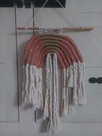 Super leuke boho macramé wanddecoratie regenboog., Huis en Inrichting, Woonaccessoires | Wanddecoraties, Ophalen of Verzenden
