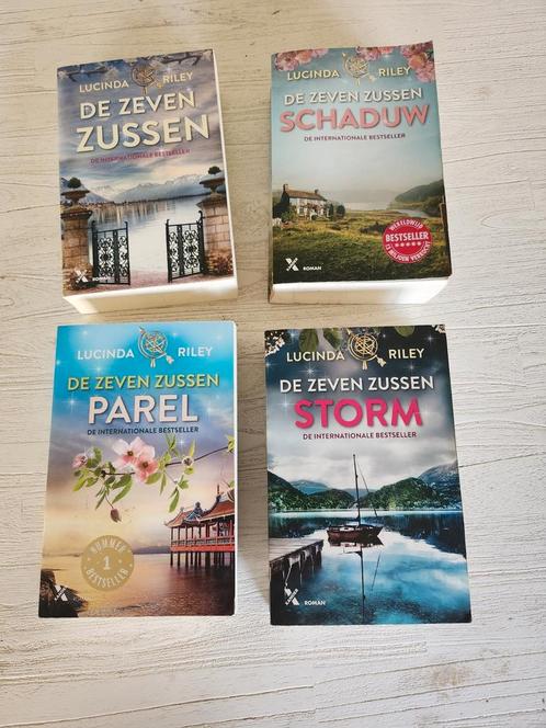 Lucinda Riley - De zeven zussen ( alleen deel 1 nog over), Boeken, Literatuur, Zo goed als nieuw, Nederland, Ophalen of Verzenden