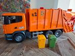 Bruder Vuilniswagen Oranje, Kinderen en Baby's, Speelgoed | Speelgoedvoertuigen, Ophalen of Verzenden, Zo goed als nieuw