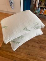 2 bamboe hoofdkussens van Lucovitaal, Huis en Inrichting, Ophalen, Zo goed als nieuw, Overige kleuren, Vierkant