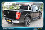 Nissan Navara Navara King Cab 2.3 dCi 165PK Euro6 4WD N-Conn, Auto's, Nissan, Lichtsensor, Stof, Gebruikt, 4 cilinders