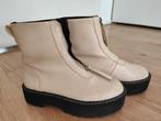 Laarsjes plateauzool beige met rits dames maat 36, Ophalen of Verzenden, Zo goed als nieuw, Beige