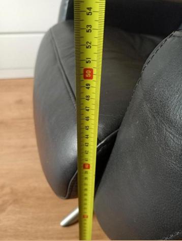 Zwarte lederen verstelbare relax Fauteuil met poef Vintage beschikbaar voor biedingen