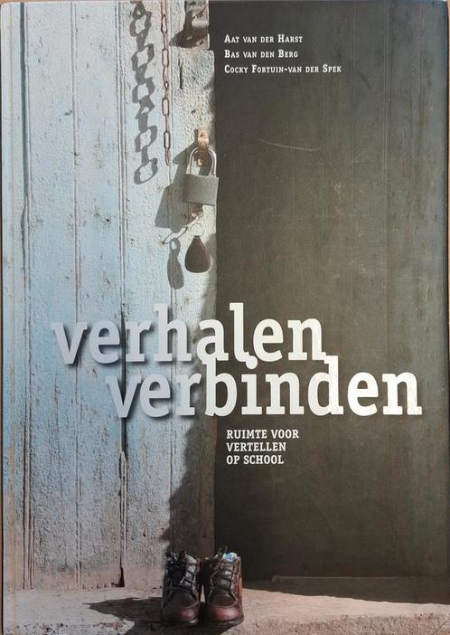 Bert van den Berg - Verhalen verbinden, Boeken, Wetenschap, Zo goed als nieuw, Ophalen of Verzenden