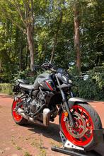 Yamaha MT-07 ABS StormFluo tal van opties, 700 cc, 2 cilinders, Motorrijbewijs A, Bedrijf