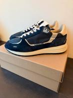 Nieuw! Woolrich retro runner 41, Ophalen of Verzenden, Zo goed als nieuw